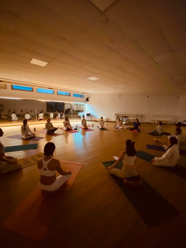 Atelier Yoga - Rentrée dans l'Automne - Dimanche 28 Septembre – Image 3